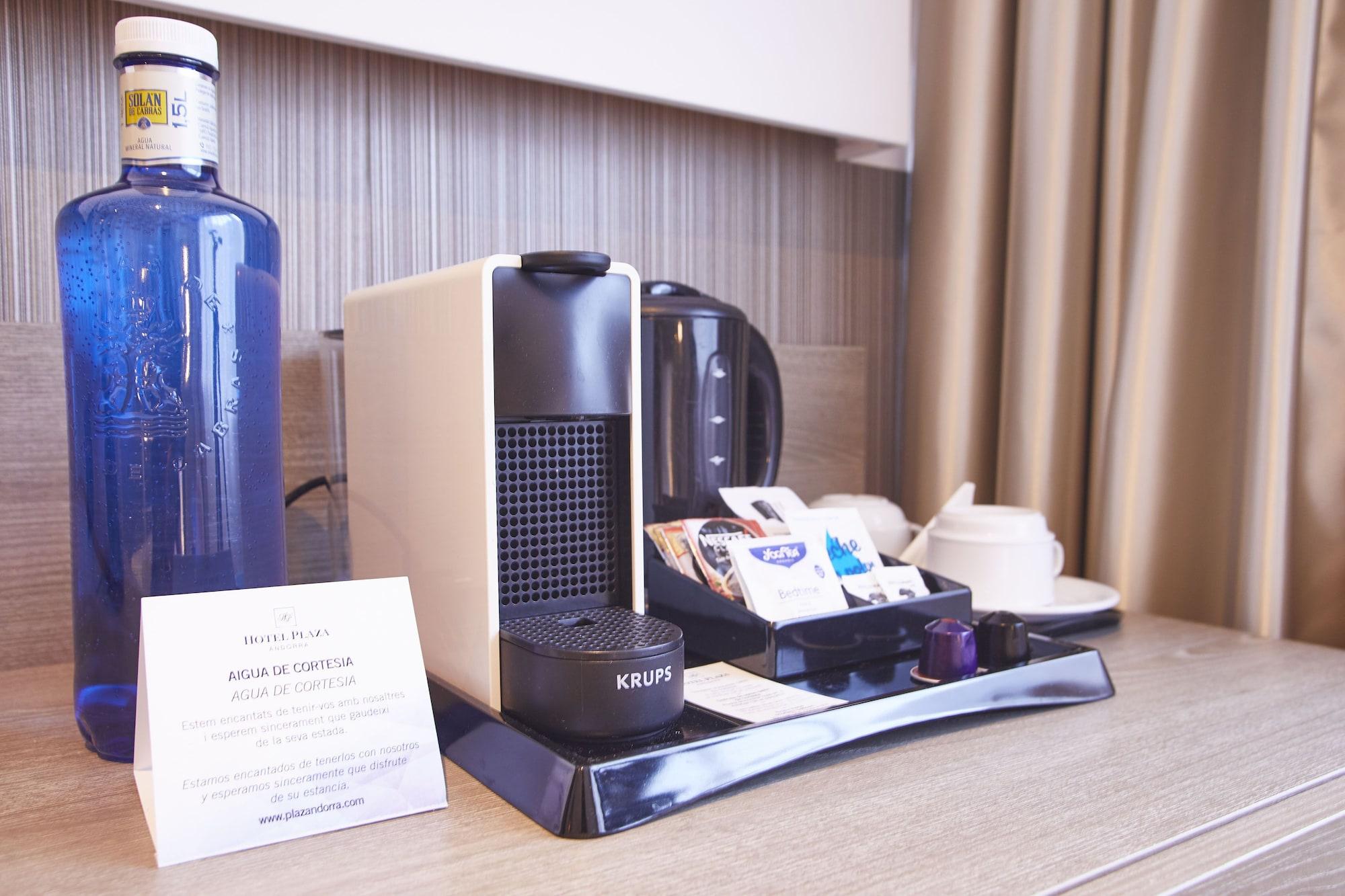 Grand Plaza Hotel & Wellness Andorra la Vella Exteriör bild A Nespresso coffee machine in a hotel room