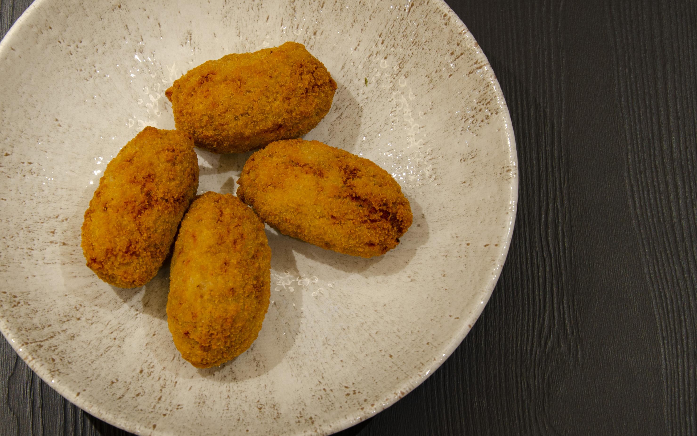 Grand Plaza Hotel & Wellness Andorra la Vella Exteriör bild Croquettes