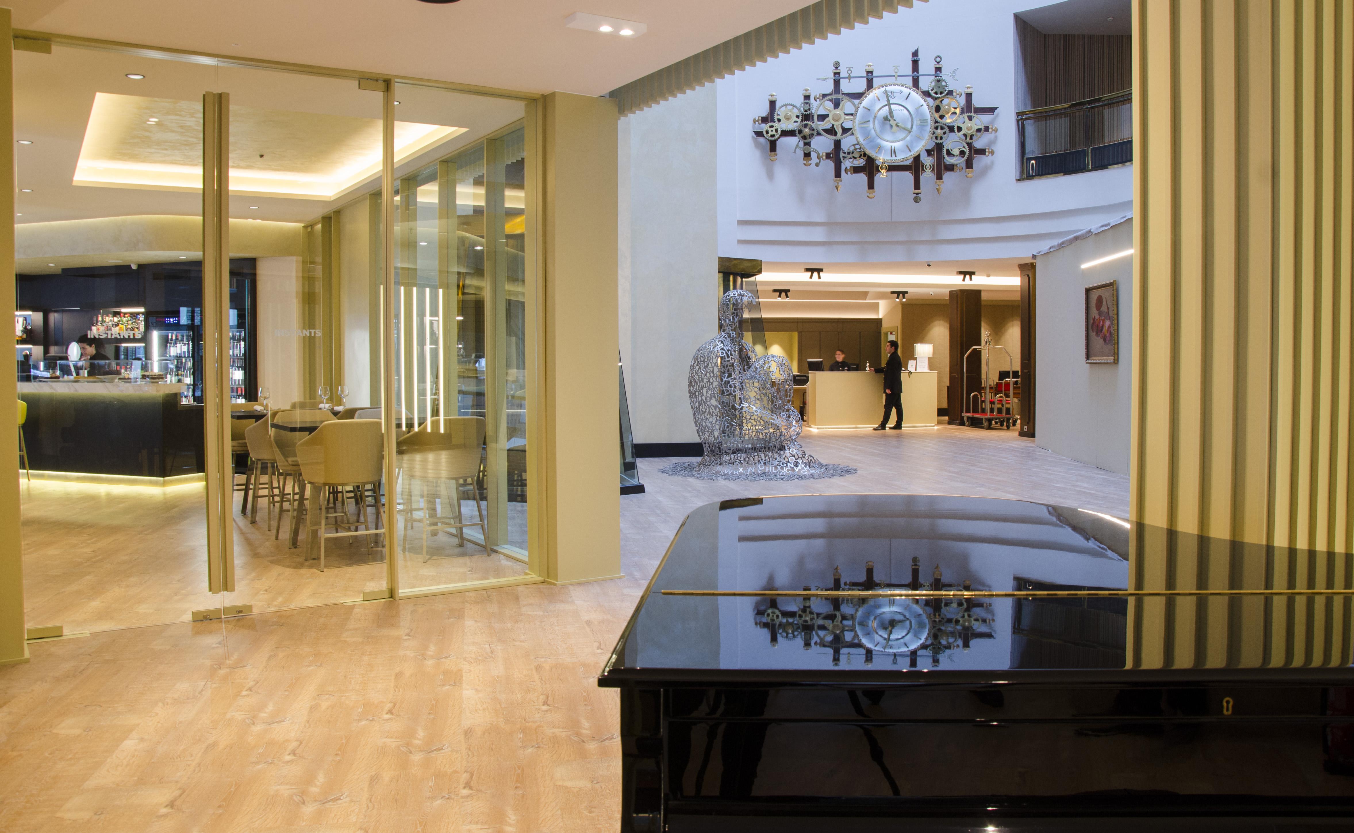 Grand Plaza Hotel & Wellness Andorra la Vella Exteriör bild The interior of the hotel