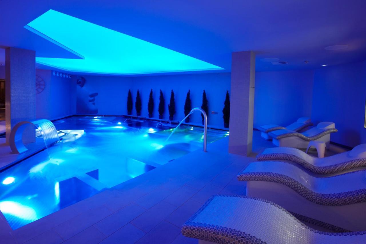 Grand Plaza Hotel & Wellness Andorra la Vella Exteriör bild Spa at the Hotel
